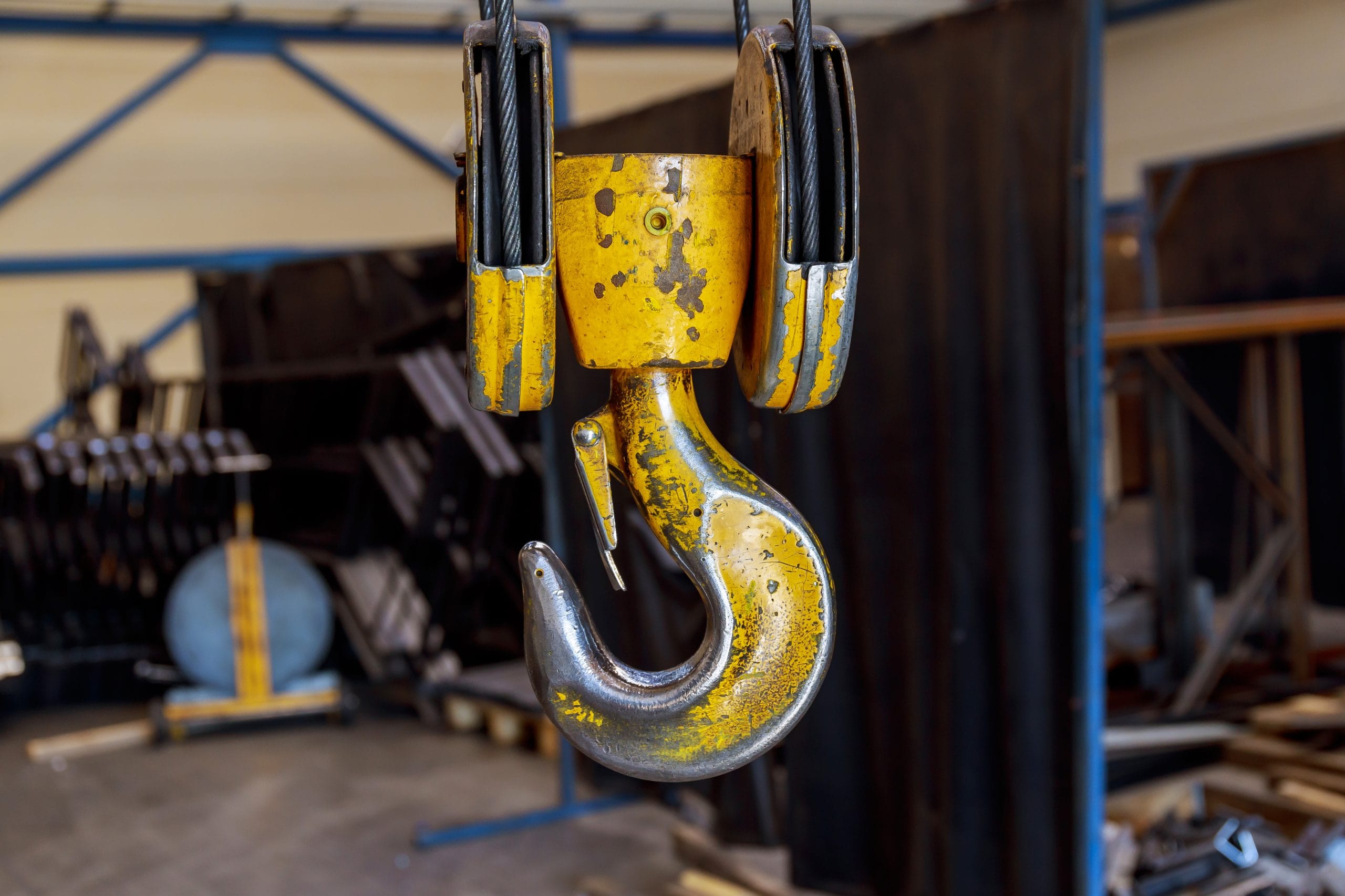 מצברי ליתיום קבועים ונשלפים